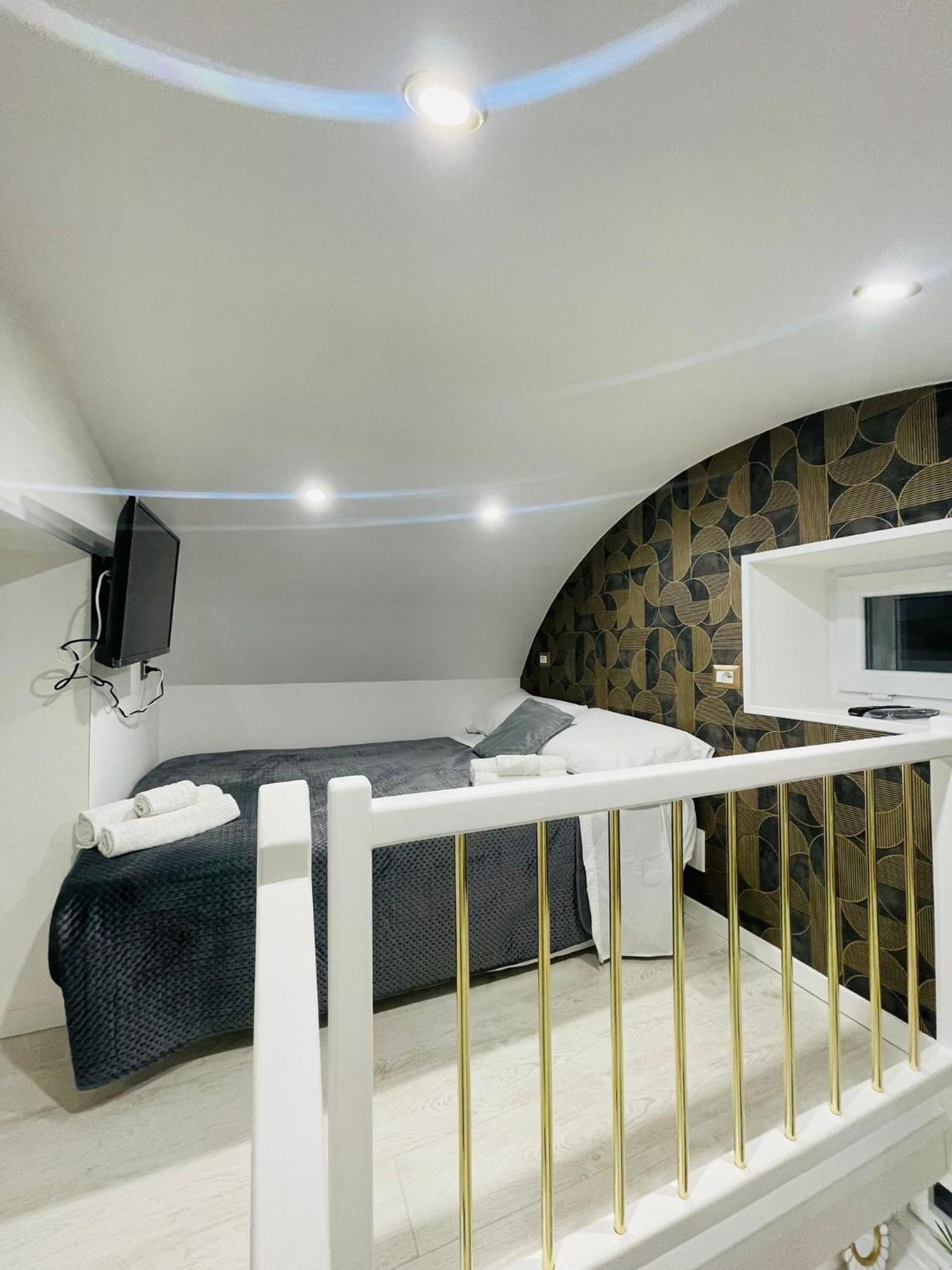 Frank Anthony Home نابولي المظهر الخارجي الصورة
